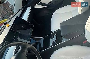 Седан Tesla Model 3 2018 в Коломиї
