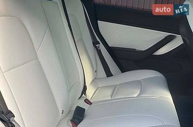 Седан Tesla Model 3 2018 в Коломиї