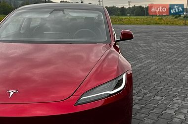 Седан Tesla Model 3 2026 в Черновцах фото 5 Седан Tesla Model 3 2026 в Черновцах