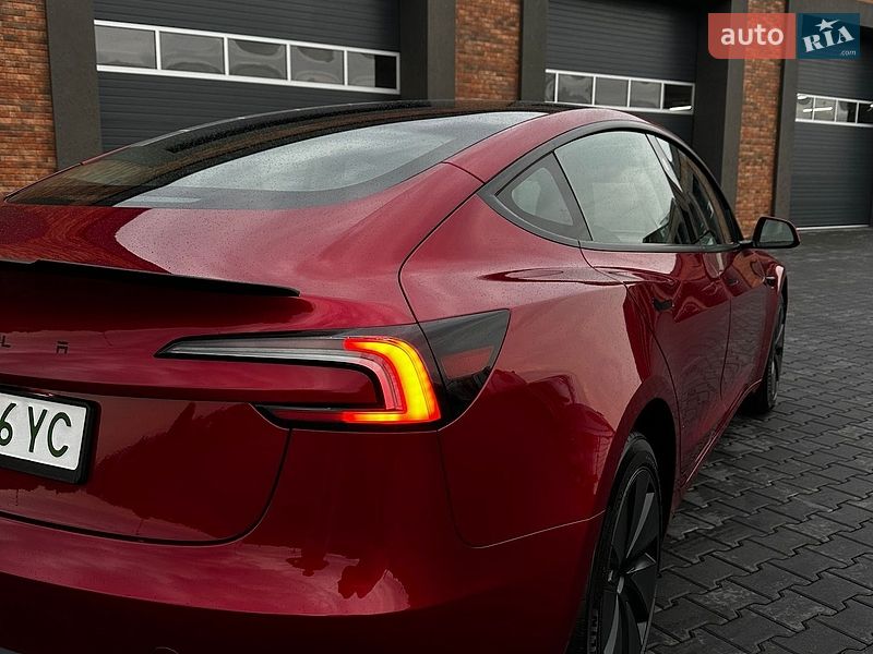 Седан Tesla Model 3 2026 в Черновцах фото 9 Седан Tesla Model 3 2026 в Черновцах
