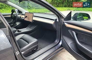 Седан Tesla Model 3 2021 в Киеве фото 16 Седан Tesla Model 3 2021 в Киеве