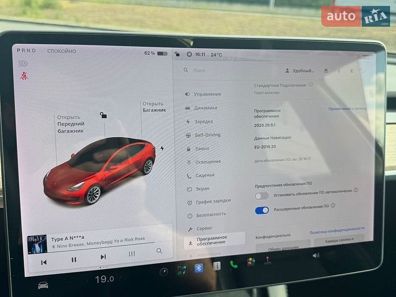 Седан Tesla Model 3 2021 в Киеве