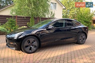Седан Tesla Model 3 2020 в Ирпене
