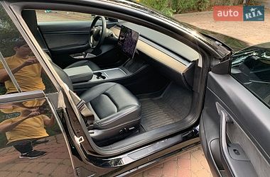 Седан Tesla Model 3 2020 в Ирпене