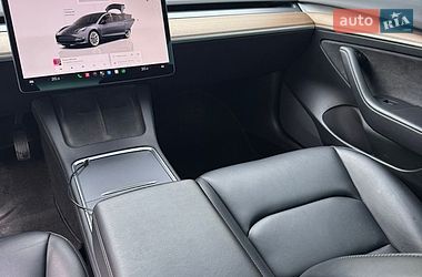 Седан Tesla Model 3 2022 в Одессе