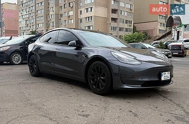 Седан Tesla Model 3 2022 в Одессе