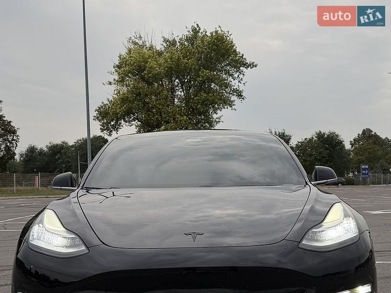Седан Tesla Model 3 2019 в Днепре фото 3 Седан Tesla Model 3 2019 в Днепре