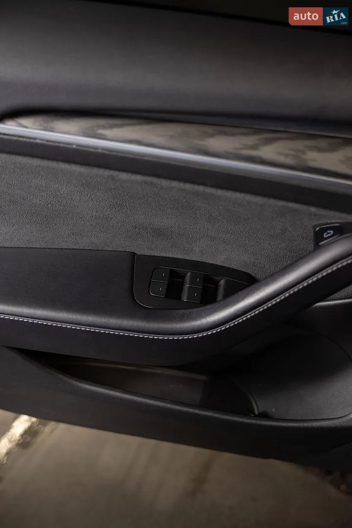 2022 Tesla Model 3 - мініатюра 19