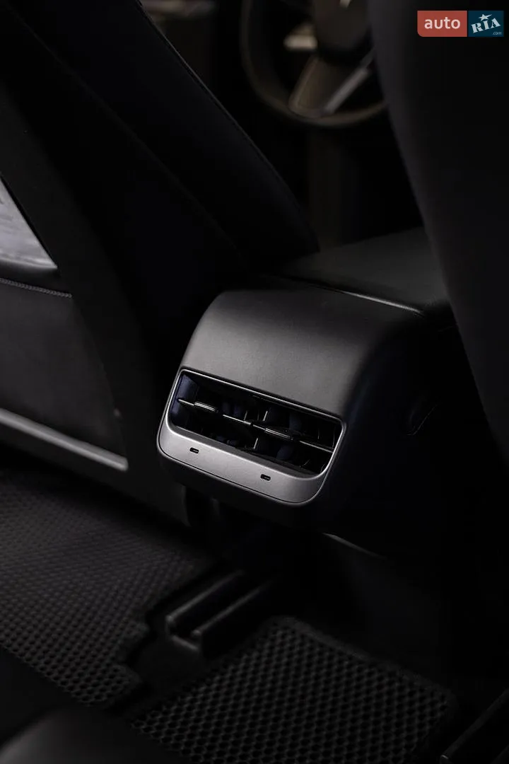 2022 Tesla Model 3 - мініатюра 38