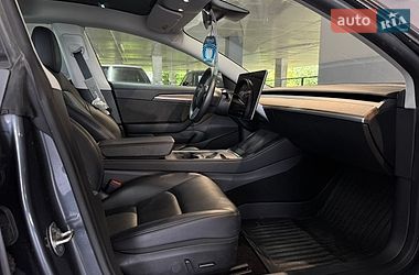 Седан Tesla Model 3 2023 в Одессе
