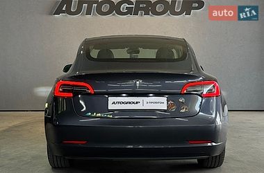 Седан Tesla Model 3 2023 в Одессе
