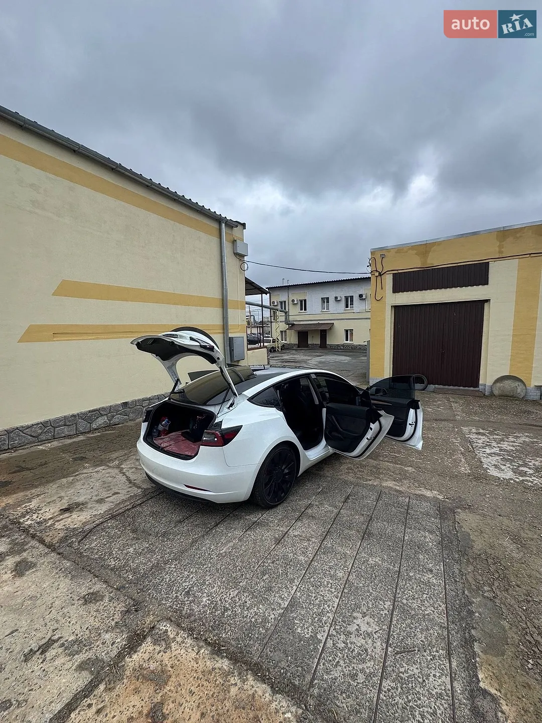 2023 Tesla Model 3 - мініатюра 3
