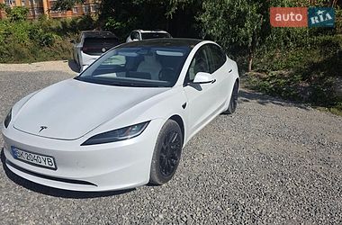 Седан Tesla Model 3 2024 в Тернополі