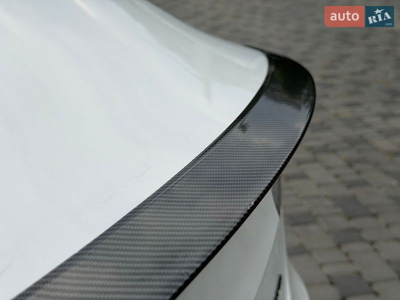 Седан Tesla Model 3 2021 в Кропивницькому