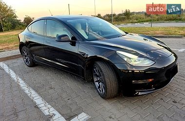 Седан Tesla Model 3 2021 в Днепре