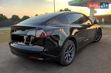Седан Tesla Model 3 2021 в Днепре