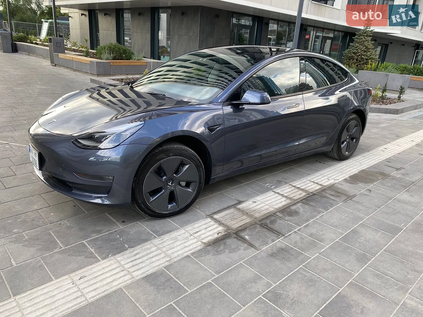 2022 Tesla Model 3 - мініатюра 3