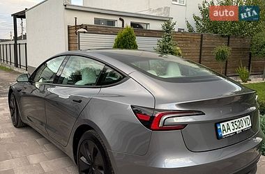 Седан Tesla Model 3 2024 в Киеве фото 4 Седан Tesla Model 3 2024 в Киеве