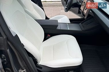 Седан Tesla Model 3 2024 в Киеве фото 10 Седан Tesla Model 3 2024 в Киеве
