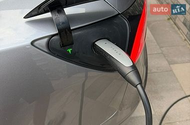 Седан Tesla Model 3 2024 в Киеве фото 17 Седан Tesla Model 3 2024 в Киеве