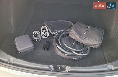 Седан Tesla Model 3 2019 в Києві