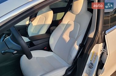 Седан Tesla Model 3 2019 в Києві