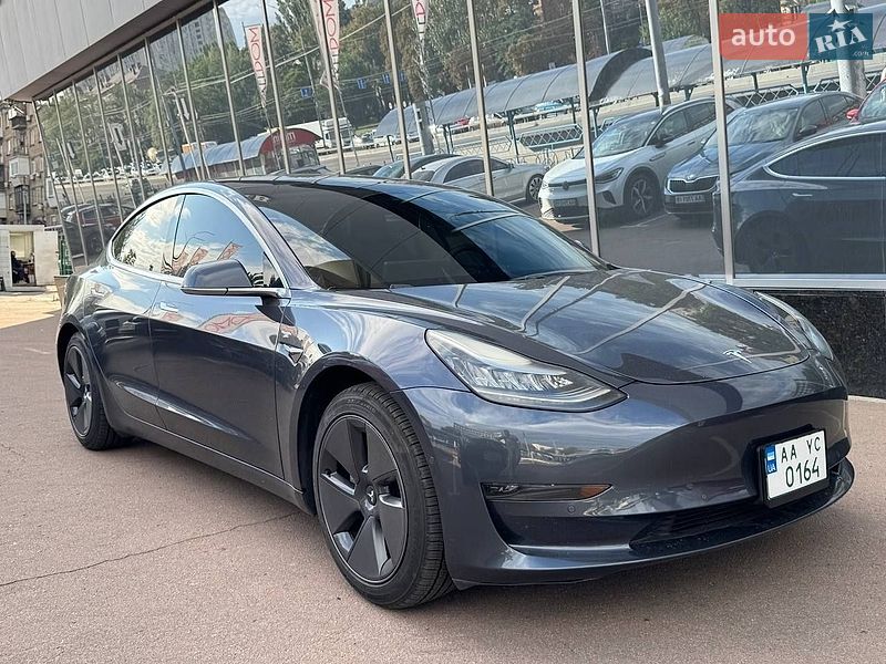 Tesla Model 3 2020 Tesla Model 3 2020