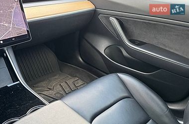 Седан Tesla Model 3 2020 в Киеве фото 13 Седан Tesla Model 3 2020 в Киеве