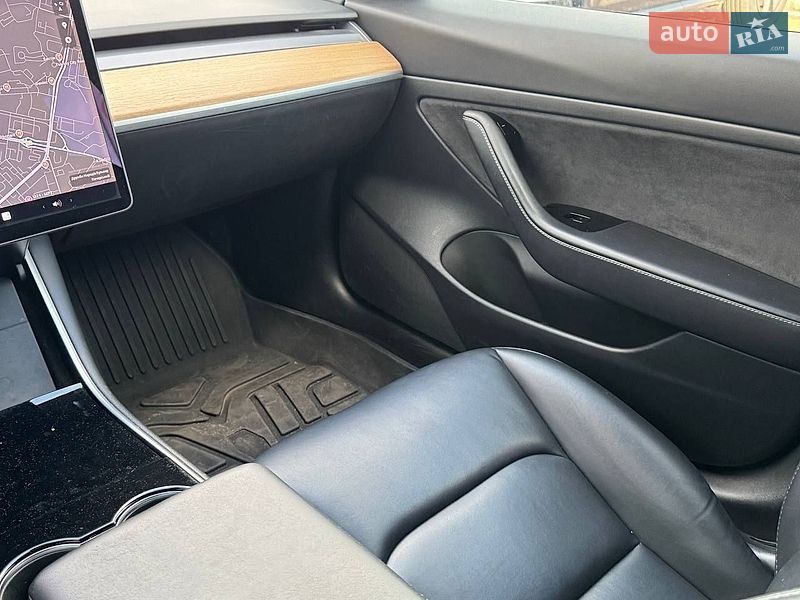 Седан Tesla Model 3 2020 в Киеве фото 13 Седан Tesla Model 3 2020 в Киеве