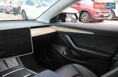 Седан Tesla Model 3 2021 в Харькове