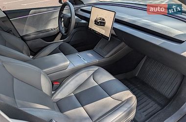 Седан Tesla Model 3 2025 в Коломые