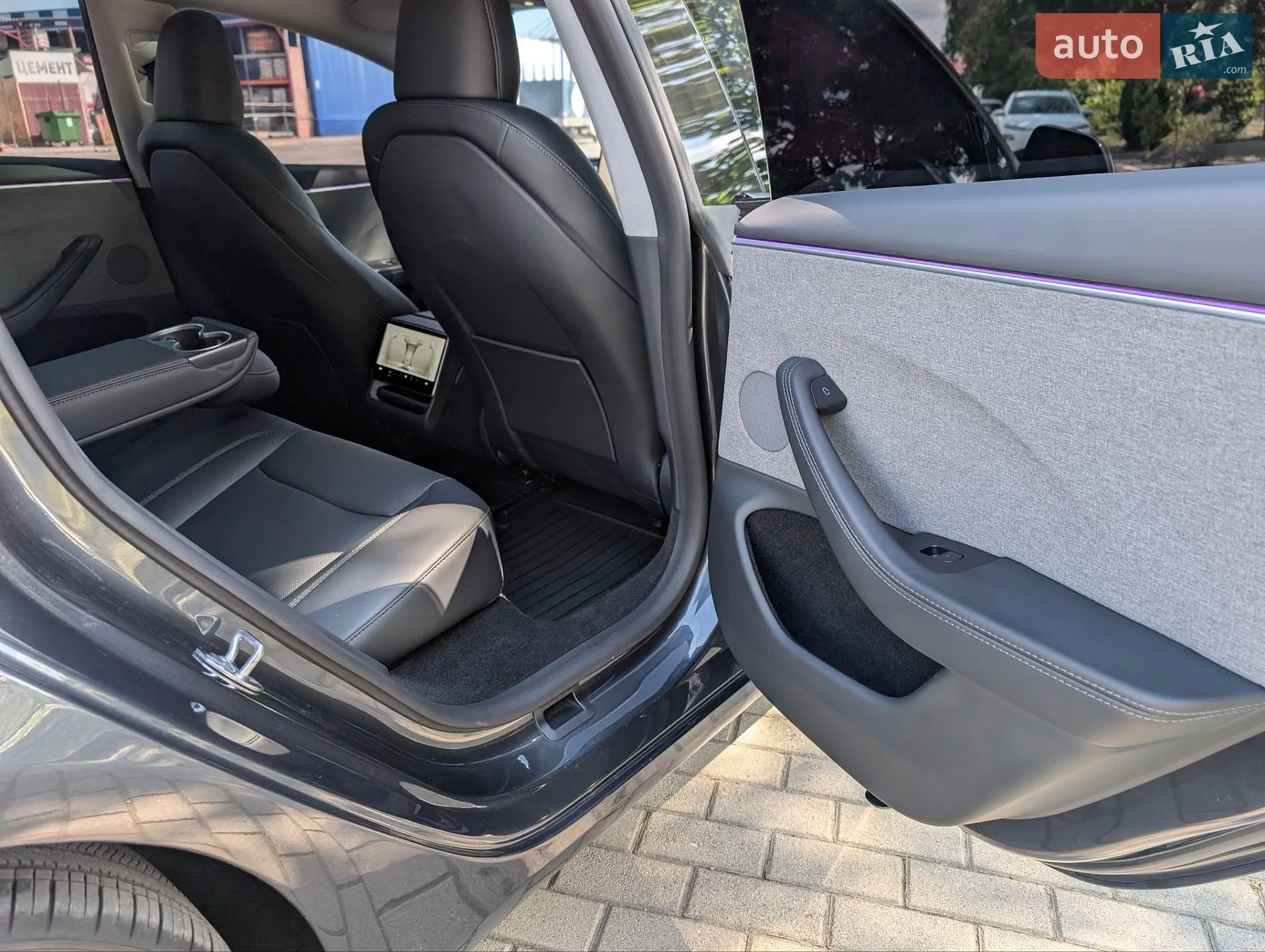 2025 Tesla Model 3 - мініатюра 20