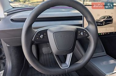 Седан Tesla Model 3 2025 в Коломые