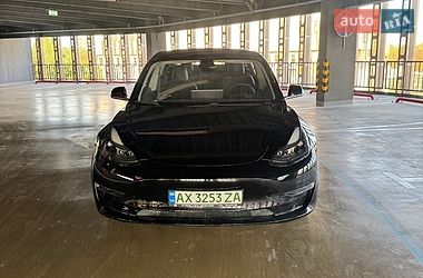 Седан Tesla Model 3 2020 в Харкові