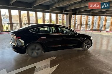 Седан Tesla Model 3 2020 в Харкові