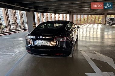 Седан Tesla Model 3 2020 в Харкові