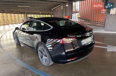 Седан Tesla Model 3 2020 в Харкові