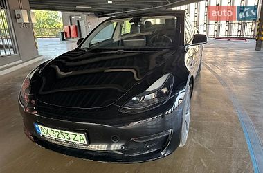 Седан Tesla Model 3 2020 в Харкові