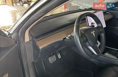Седан Tesla Model 3 2020 в Харкові