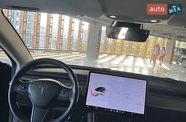 Седан Tesla Model 3 2020 в Харкові