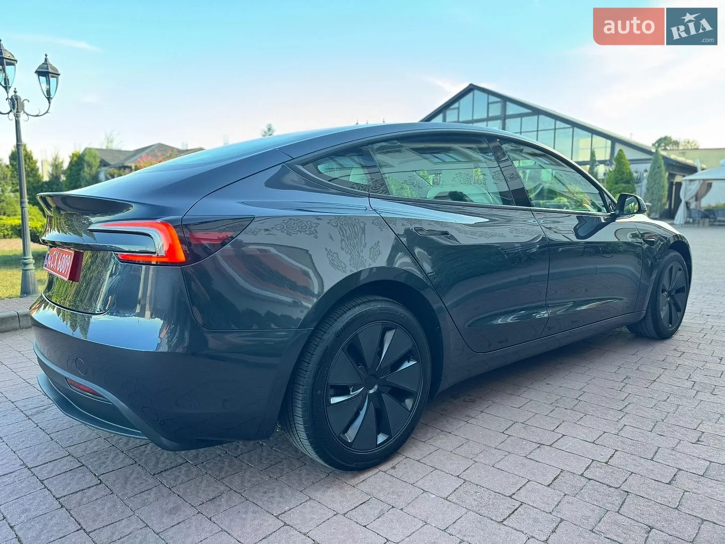 2026 Tesla Model 3 - мініатюра 57