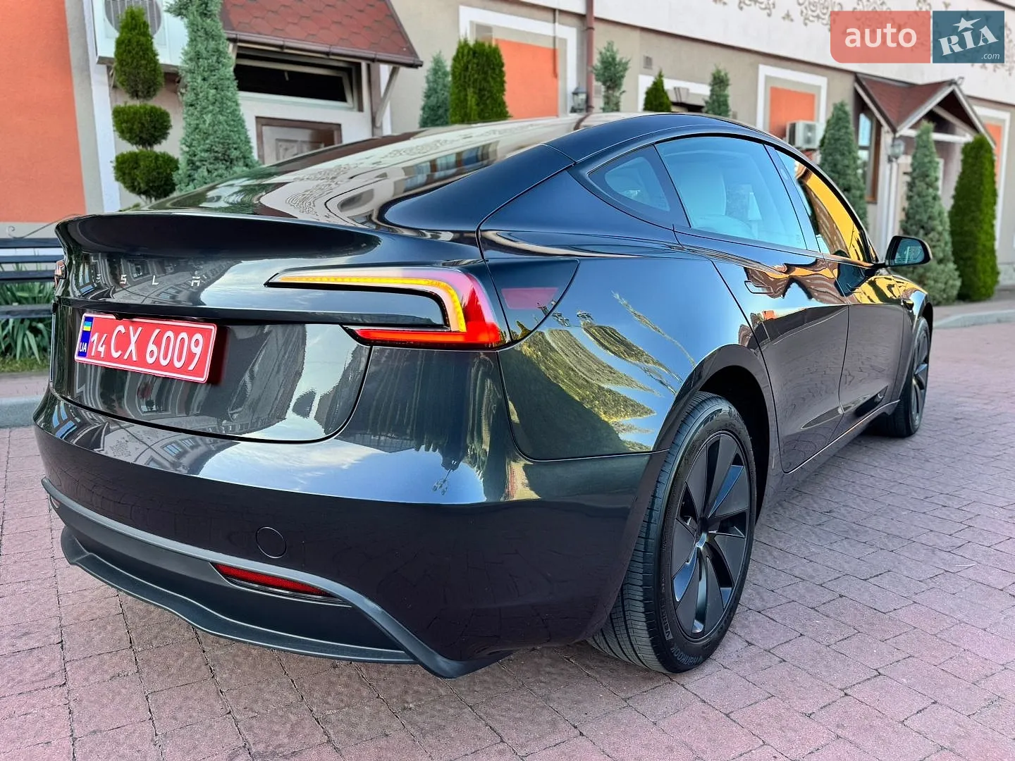 2026 Tesla Model 3 - мініатюра 64