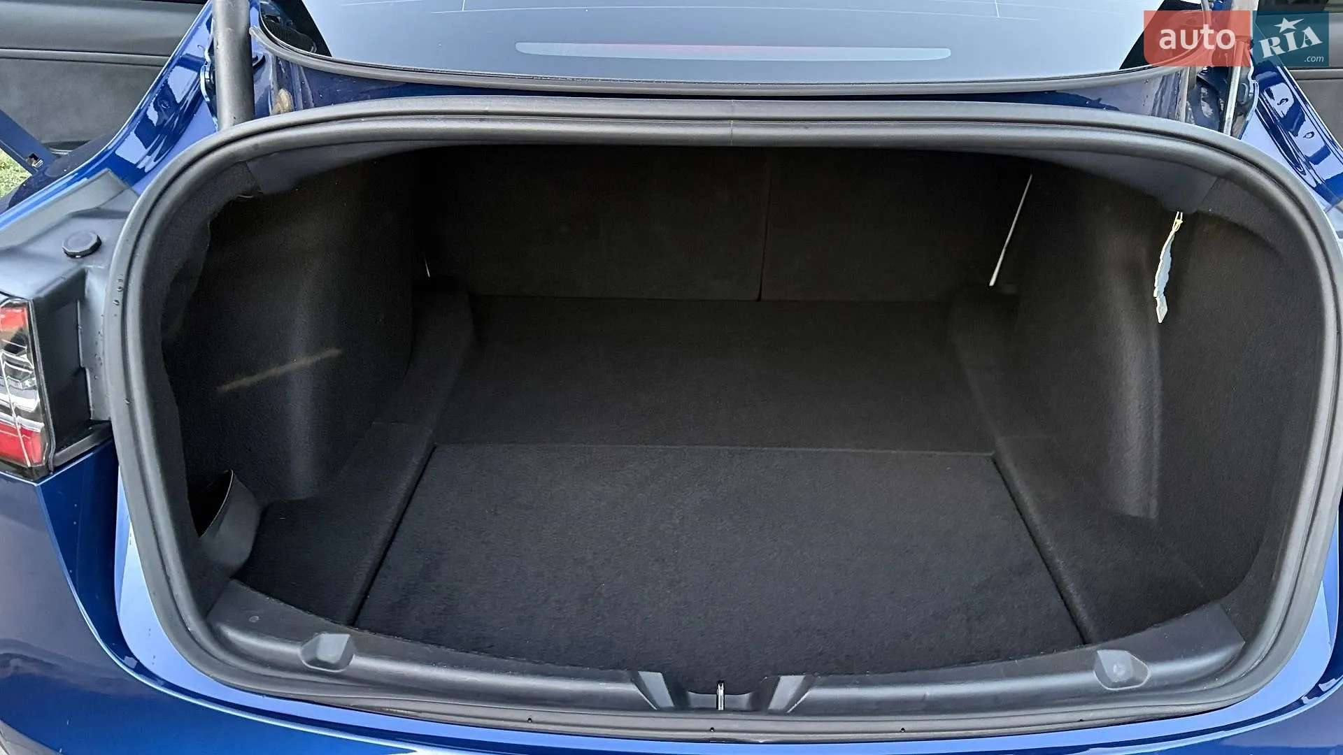 2022 Tesla Model 3 - мініатюра 8