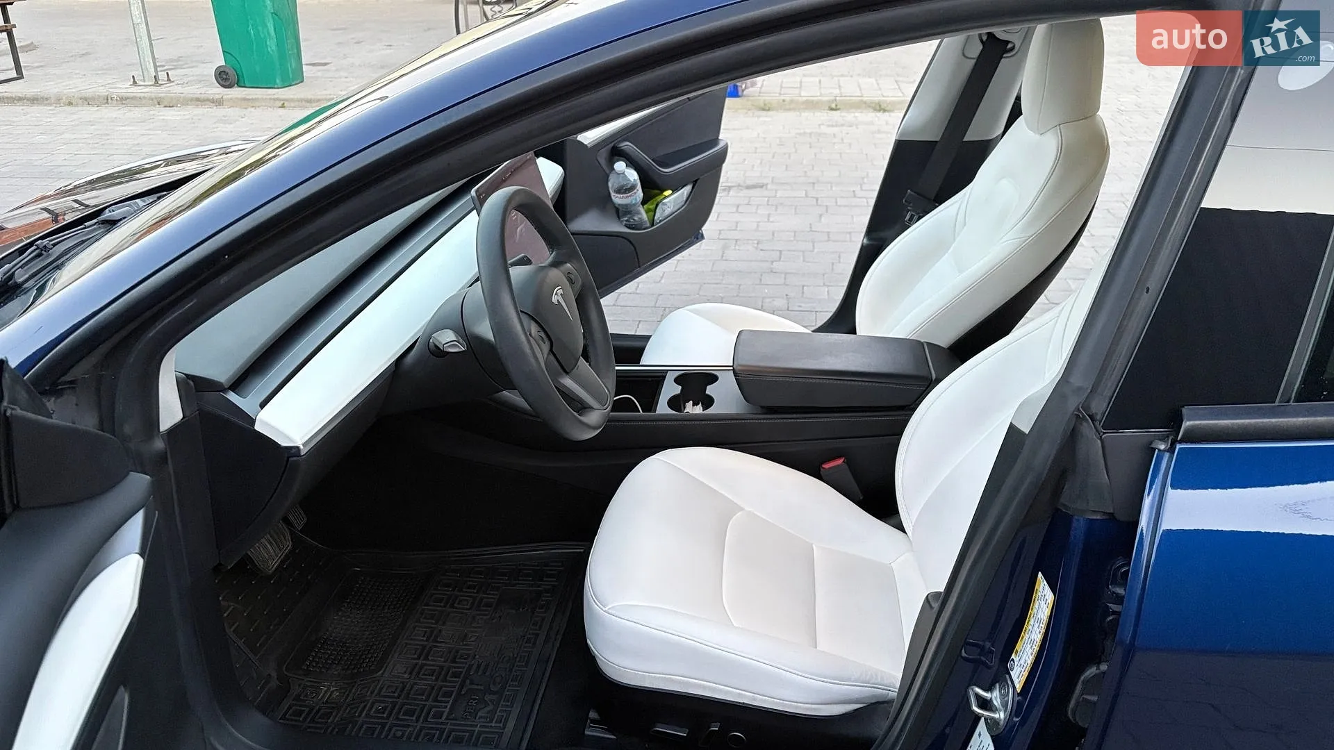 2022 Tesla Model 3 - мініатюра 16