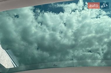 Седан Tesla Model 3 2019 в Львові