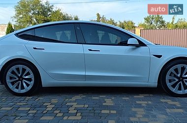Седан Tesla Model 3 2022 в Верхнеднепровске