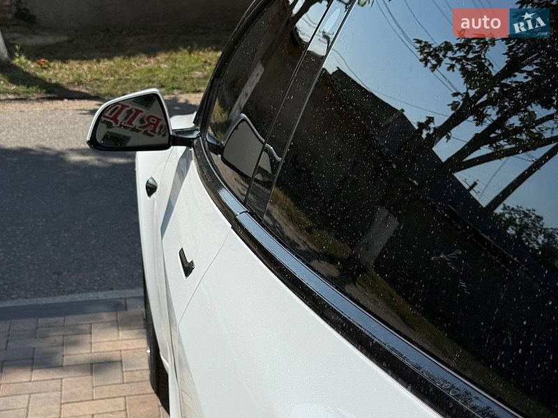 Седан Tesla Model 3 2018 в Одессе