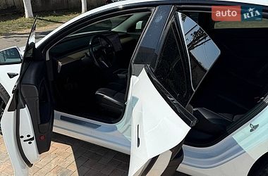 Седан Tesla Model 3 2018 в Одессе