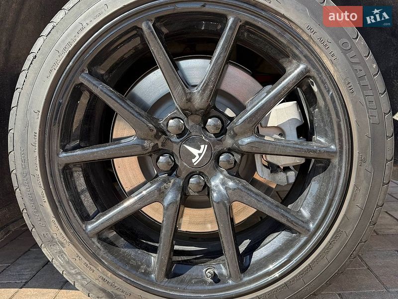 Седан Tesla Model 3 2018 в Одессе