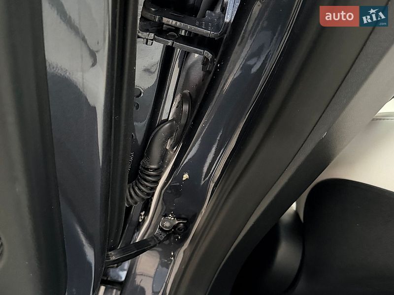 Седан Tesla Model 3 2024 в Дрогобыче